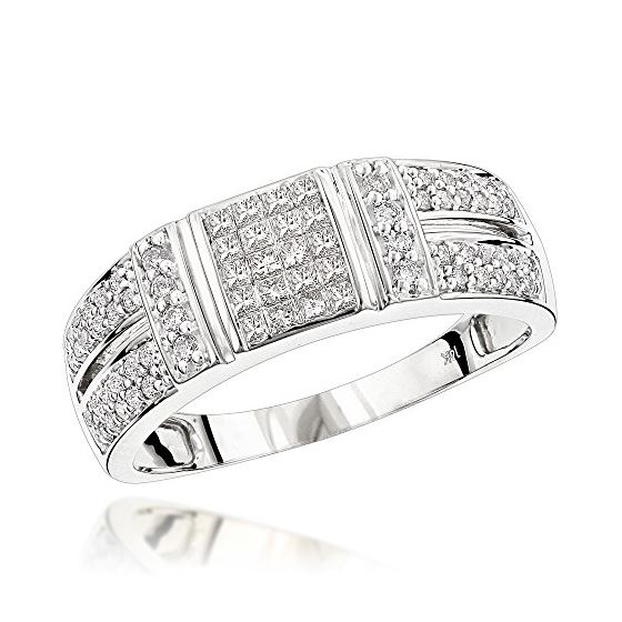 14K White Gold Diamond Ring Round Princess Diamond