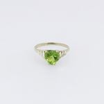 10k Yellow Gold Syntetic green gemstone ring ajr39 Size: 7.25 3